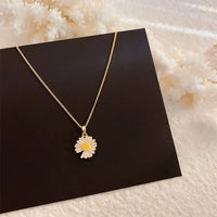 Designer Daisy Necklace for Women with Floral Pendant